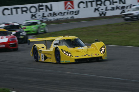 Den flotte danskbyggede racer Aquila SR 1 med Dennis Holbæk Pedersen ved rattet.
(Foto: Gripping Media)